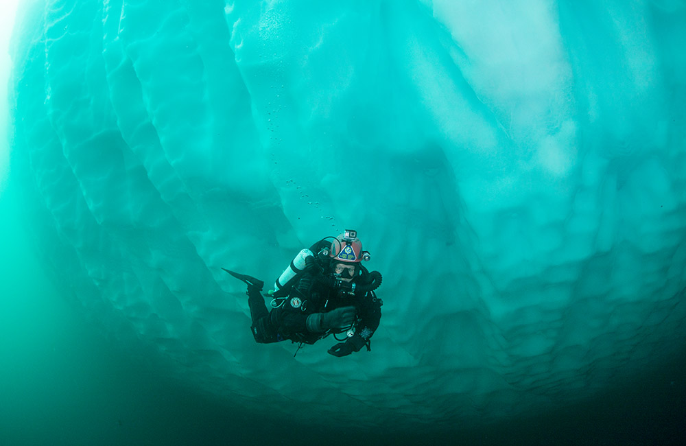 Diving the icy waters, around ice bergs and under the ice